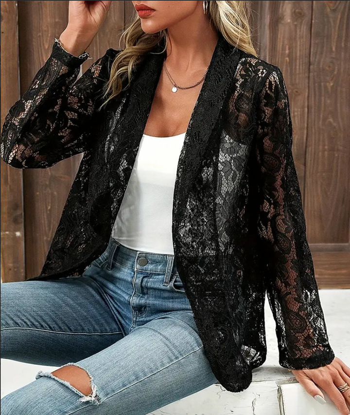 Bella Stride| Elegant plain coat with floral
