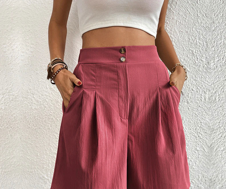 Bella Stride| JUNE - Stylish and Cozy Women's Shorts