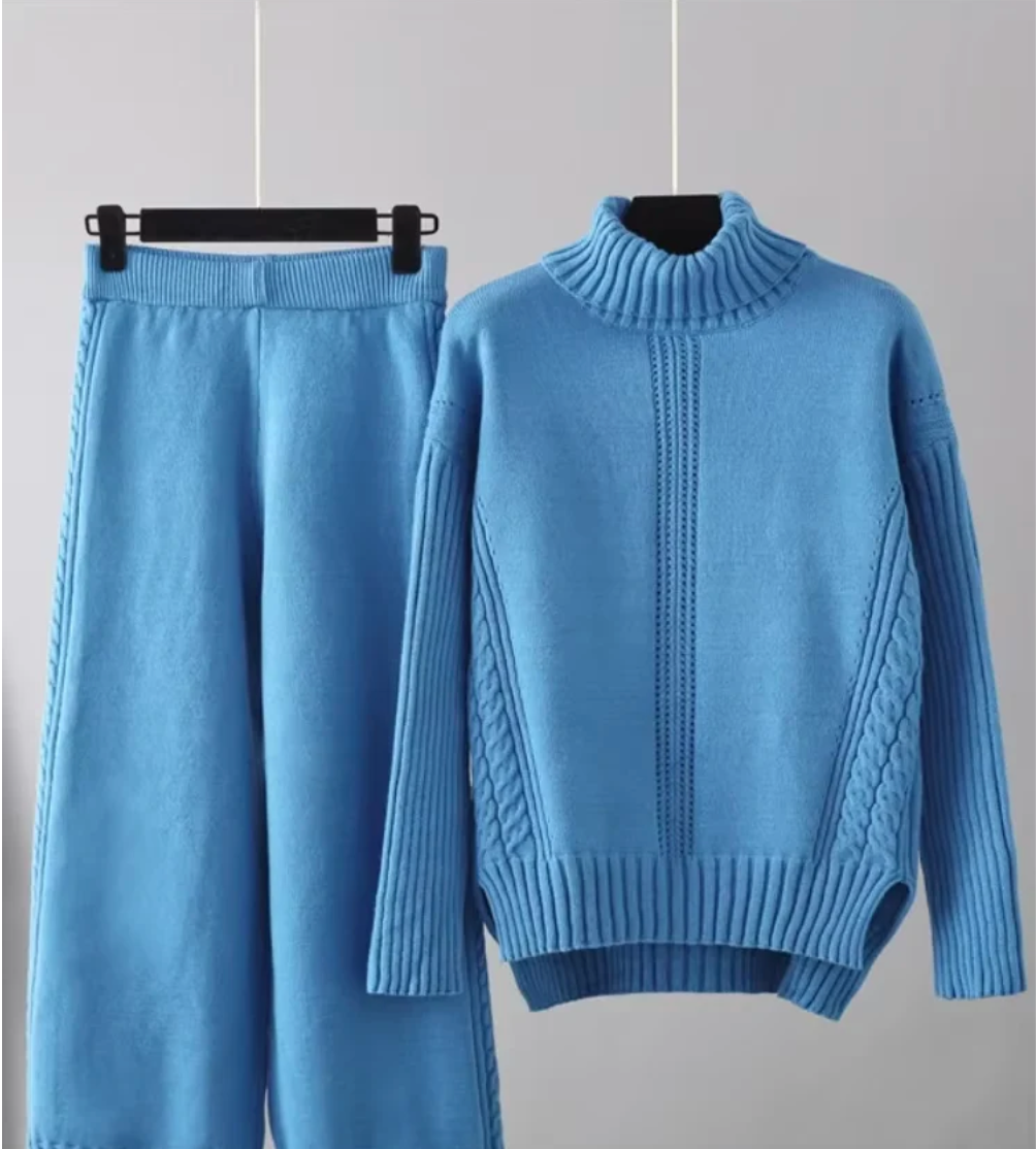 Bella Stride| Adriana™ - Cozy Turtleneck Set